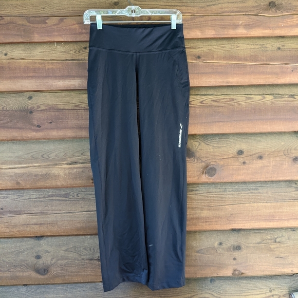 NWOT Brooks Woman's Yoga Athletic Straight leg Legging Pants - Picture 1 of 7